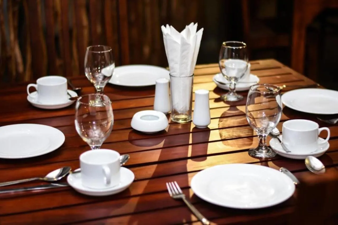 New Ocean Glory Hotel Negombo 3*,