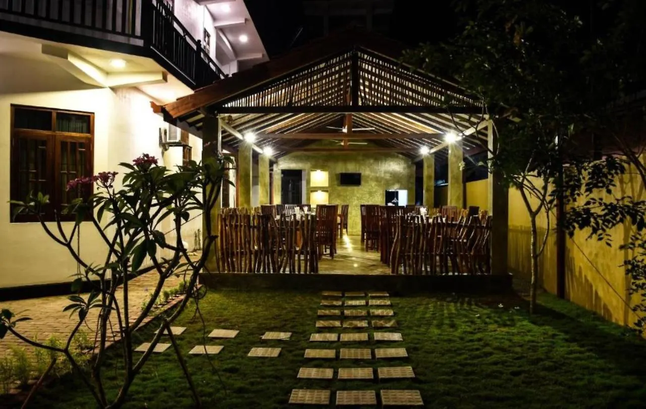 New Ocean Glory Hotel Negombo 3*,  Sri Lanka